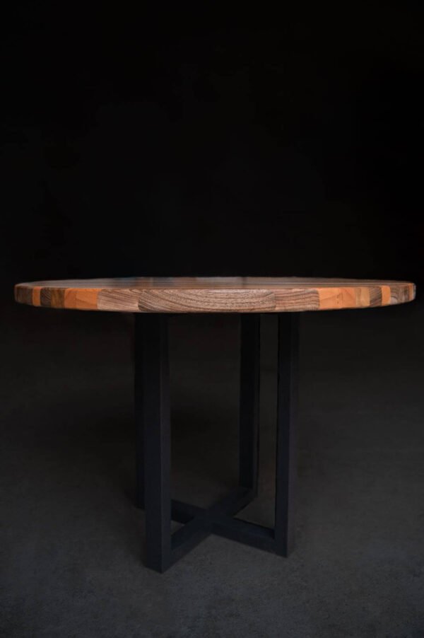 Masă rotundă din lemn masiv de nuc și cireș