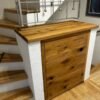 Comode din lemn masiv